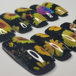 Black w/ yellow flowers gel press on nails